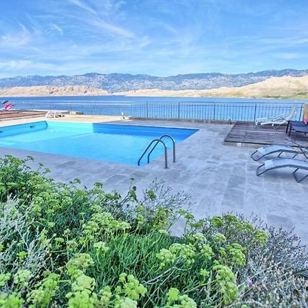 Sea View & Pool Studio パグ エクステリア 写真